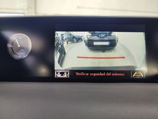 LEXUS UX 2.0 250H BUSINESS NAVIGATION