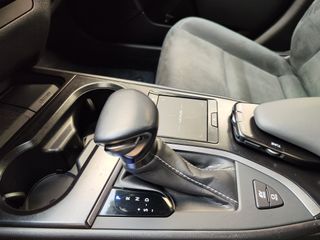 LEXUS UX 2.0 250H BUSINESS NAVIGATION