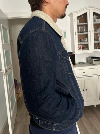 Cazadora Levi's tejana forrada borreguito