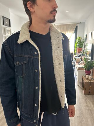 Cazadora Levi's tejana forrada borreguito