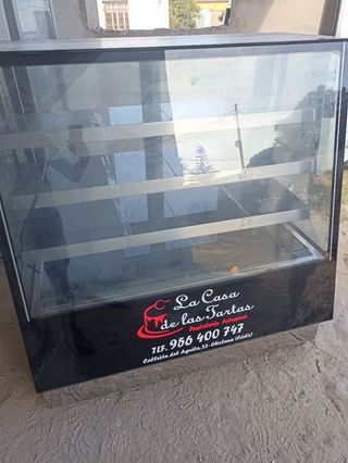 Vitrina expositora para tartas y dulces