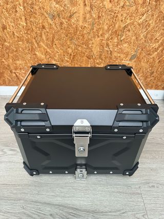 Maleta Moto Aluminio 55L Negra con Respaldo