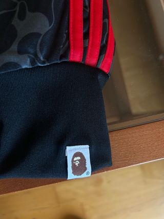 Sudadera Adidas x Bape 