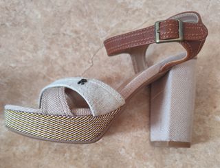 Sandalias de plataforma NUEVAS 