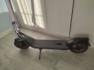 Patinete Eléctrico Cecotec Bongo D40 XL