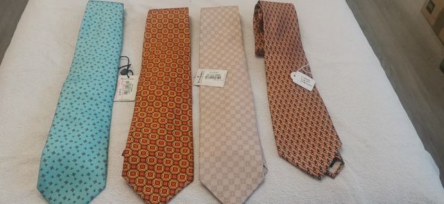 Corbata de seda con estampado