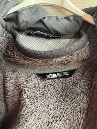 Cazadora The North Face Negra y Gris