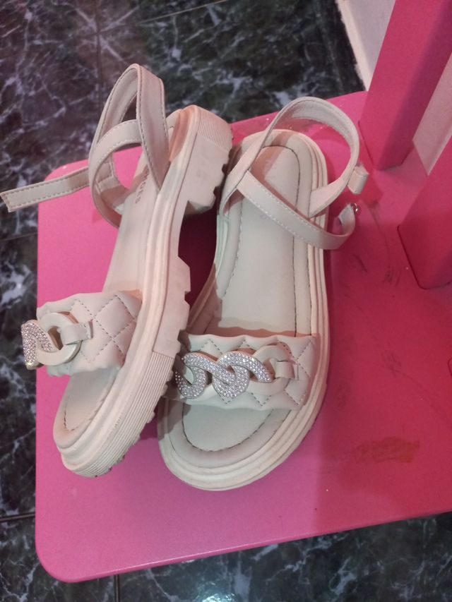 Sandalias Beige Plataforma