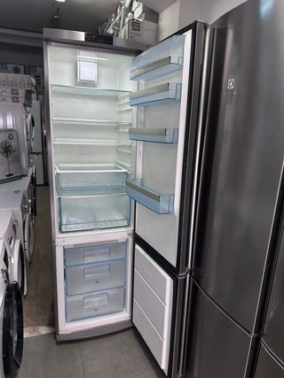 Nevera Combi AEG con garantía transporte 