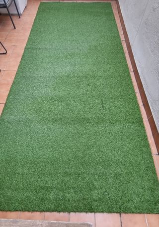 Césped artificial verde