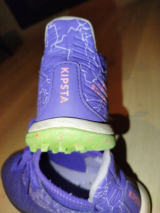 Botas de fútbol Kipsta moradas