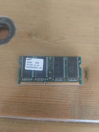 Samsung Tarjeta Memoria PC133S-333-542