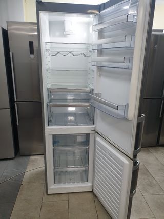 Nevera AEG 200x60cm A++ garantía y transporte 