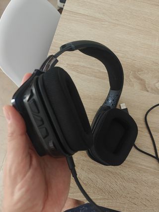 Cuffie Logitech G933+tastiera Dell