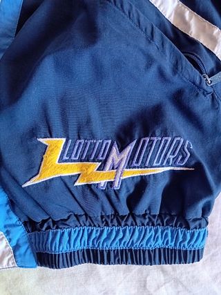 Chaqueta Vintage Lotto Azul y Blanco