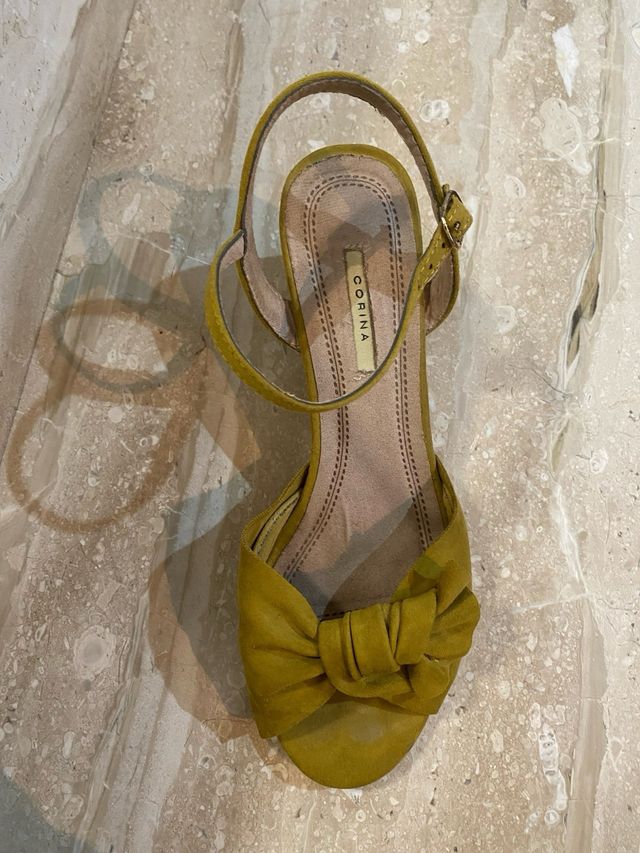 Zapatos de vestir Corina verde oliva