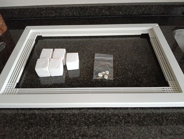 Marco bianco per microonde/Griglia di ventilazione bianca