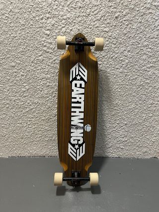 Longboard Earthwing Carbon Belly Racer 37,5’’