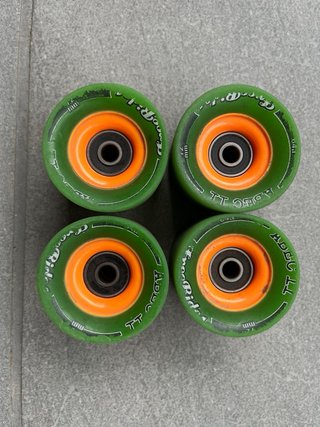 Longboard Earthwing Carbon Belly Racer 37,5”