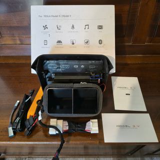 Schermo posteriore Tesla Model 3 Y, 7" 2+32GB