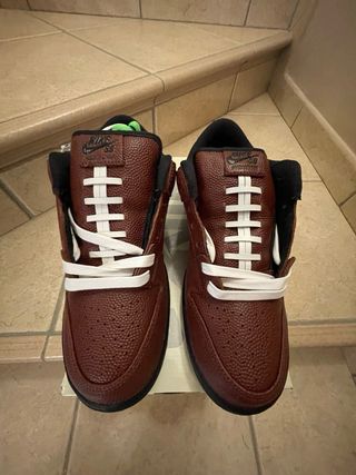 Nike SB Dunk Low Limosine