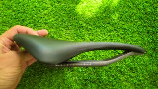 Sillín Acid Nuance Carbon 164g