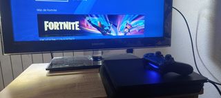 PS4 (PlayStation 4) Negra..y televisión Samsung
