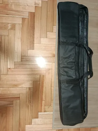 Piano Electrico 88 teclas, con batería recargable