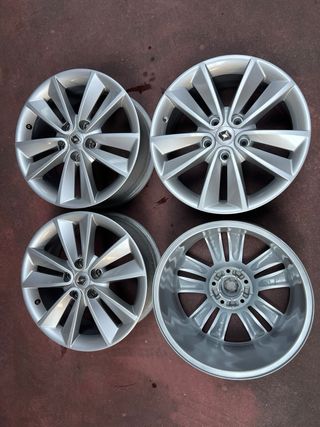 Llantas Renault 17 Pulgadas (4 unidades)
