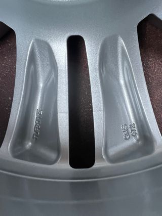 Llantas Renault 17 Pulgadas (4 unidades)
