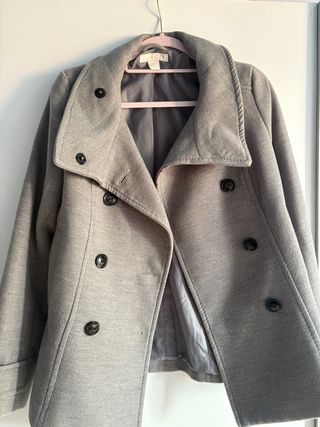 Abrigo H&M Gris