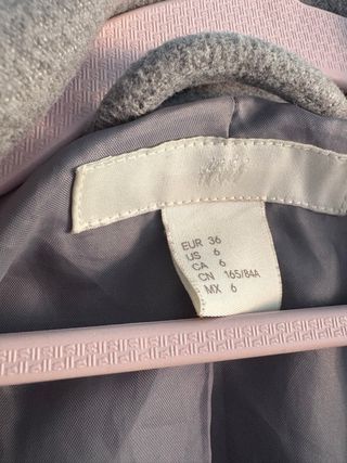 Abrigo H&M Gris