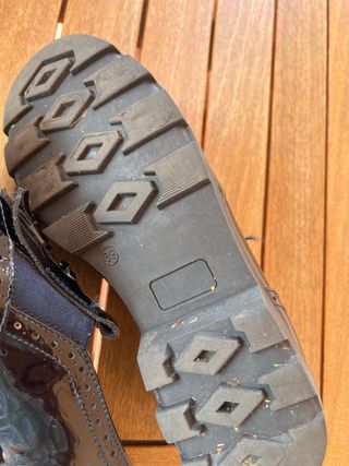 Zapatos Pablosky charol talla 39 azul marino.