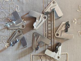 Patas regulables para armarios