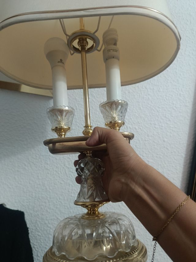 Lamparita de noche dorada