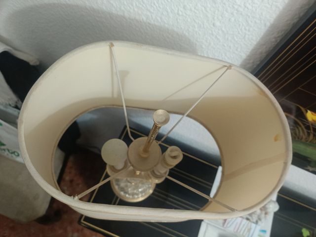 Lamparita de noche dorada