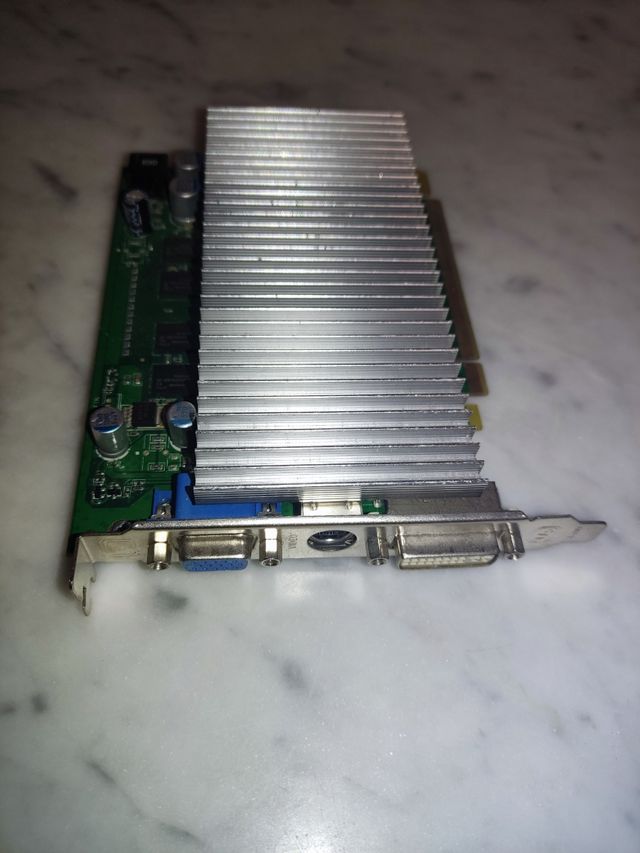 Scheda video Nvidia GeForce 8500GT