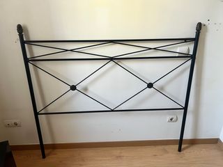 Cabecero de forja negro