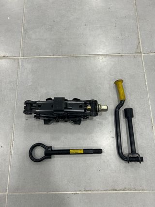 Gato elevador y accesorios coche