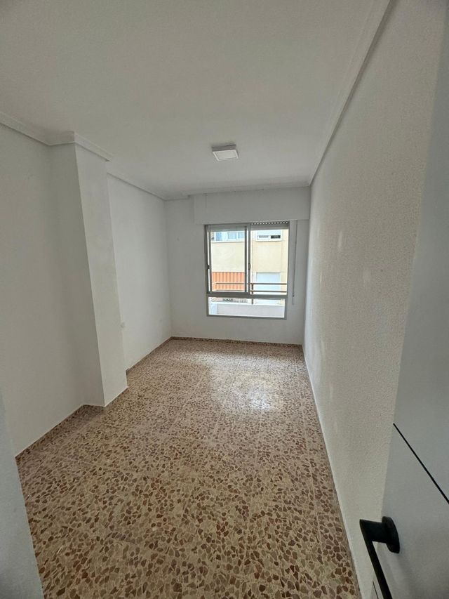 Piso en Burriana zona Piscinas