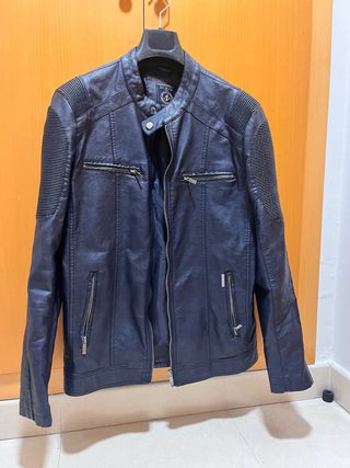 Chaqueta de cuero azul BYE