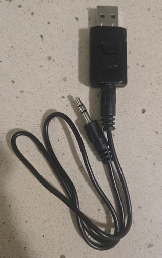 Adaptador Bluetooth USB a Jack 3.5mm