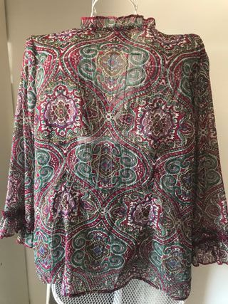 Blusa Estampada Granate y Azul Talla L