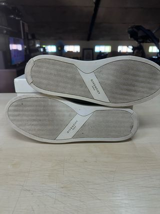 Zapatos Givenchy Negros con Estrellas