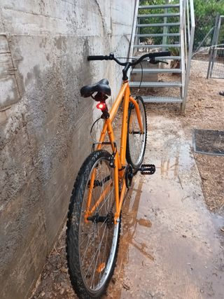 Bicicleta Naranja Btwin