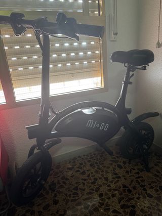 Patinete eléctrico Mi GO con sillín
