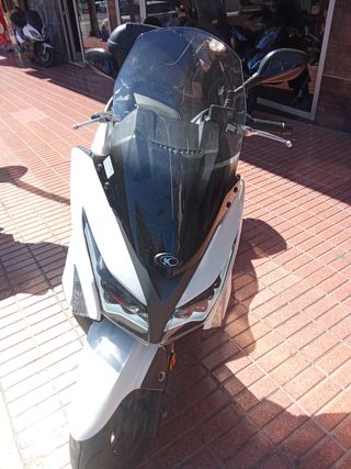 Kymco GranDink 300cc