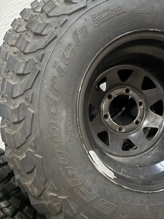 Llantas y Ruedas 4x4 31x10.50R15LT 109