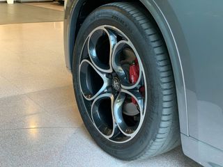 ALFA ROMEO Stelvio 2.0 Gasolina 206kW 280CV Veloce Q4