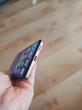 Xiaomi Redmi Note 10 Pro con cargador